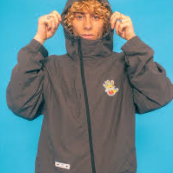 Jacket - Picture 5 of 6